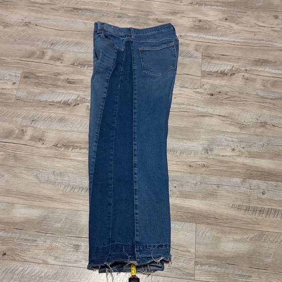 GAP Wide-Leg Jeans - Picture 4 of 5